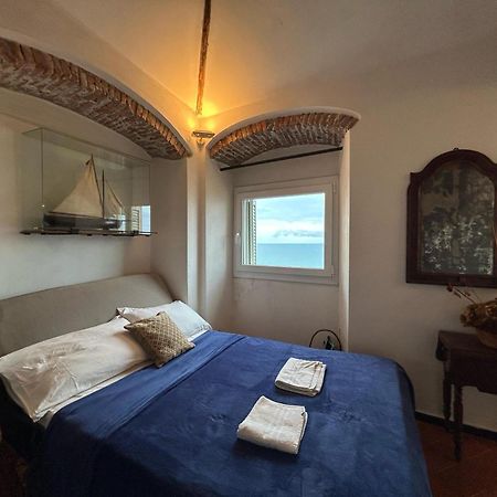 Villa Napoleone Vintage House à Imperia Extérieur photo